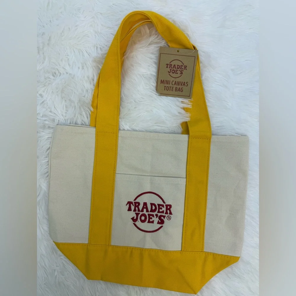 Trader Joe's Canvas Set Large Tote Green & Mini Tote Yellow NWT - Picture 9 of 15